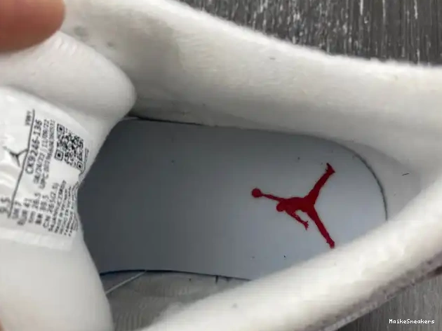 MaikeSneakers Jordan Retro 3 (W) CK9246-136 Lucky Green 0325